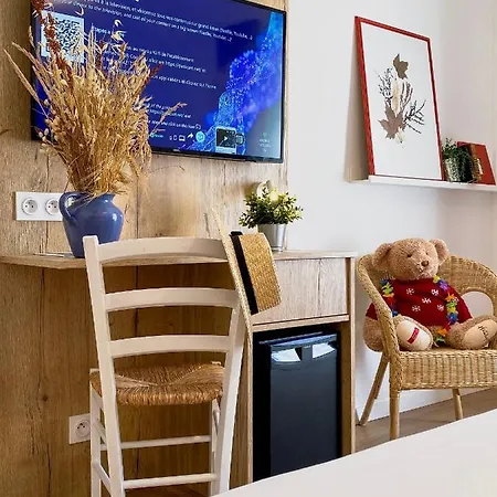 Le Provence - Restaurant Le Styx מלון 3*