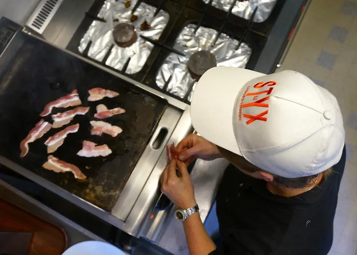 Le Provence - Restaurant Le Styx Hotel 3*